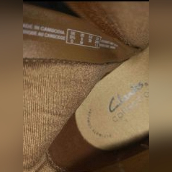 Clark boots. Size 8 - Picture 6 of 7